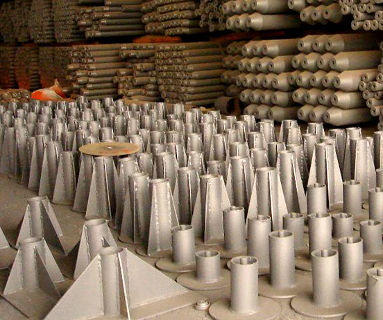 双鸭山钢网架支托